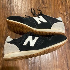 New balance 520 sneakers in black